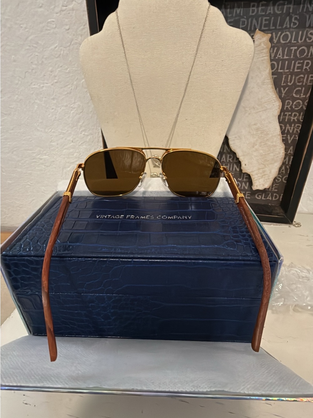 Vintage frames company rimmed Buffalo horn 24 kt sunglasses - Picture 5 of 13